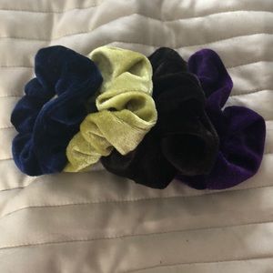 Scrunchies (4)